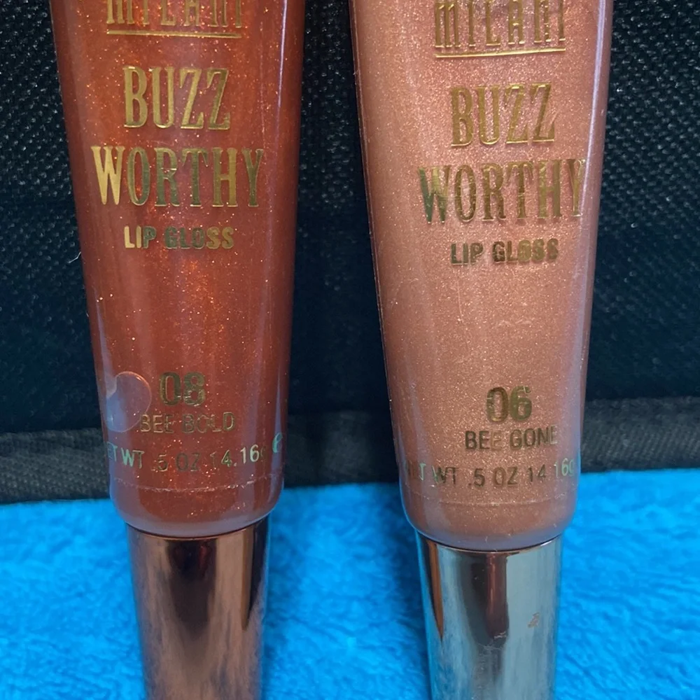 Milani Buzz Worth Lip Gloss